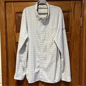 Under Armour XXL Men’s Fishing Shirt Check White Plaid Vented Fitted Zip Pocket